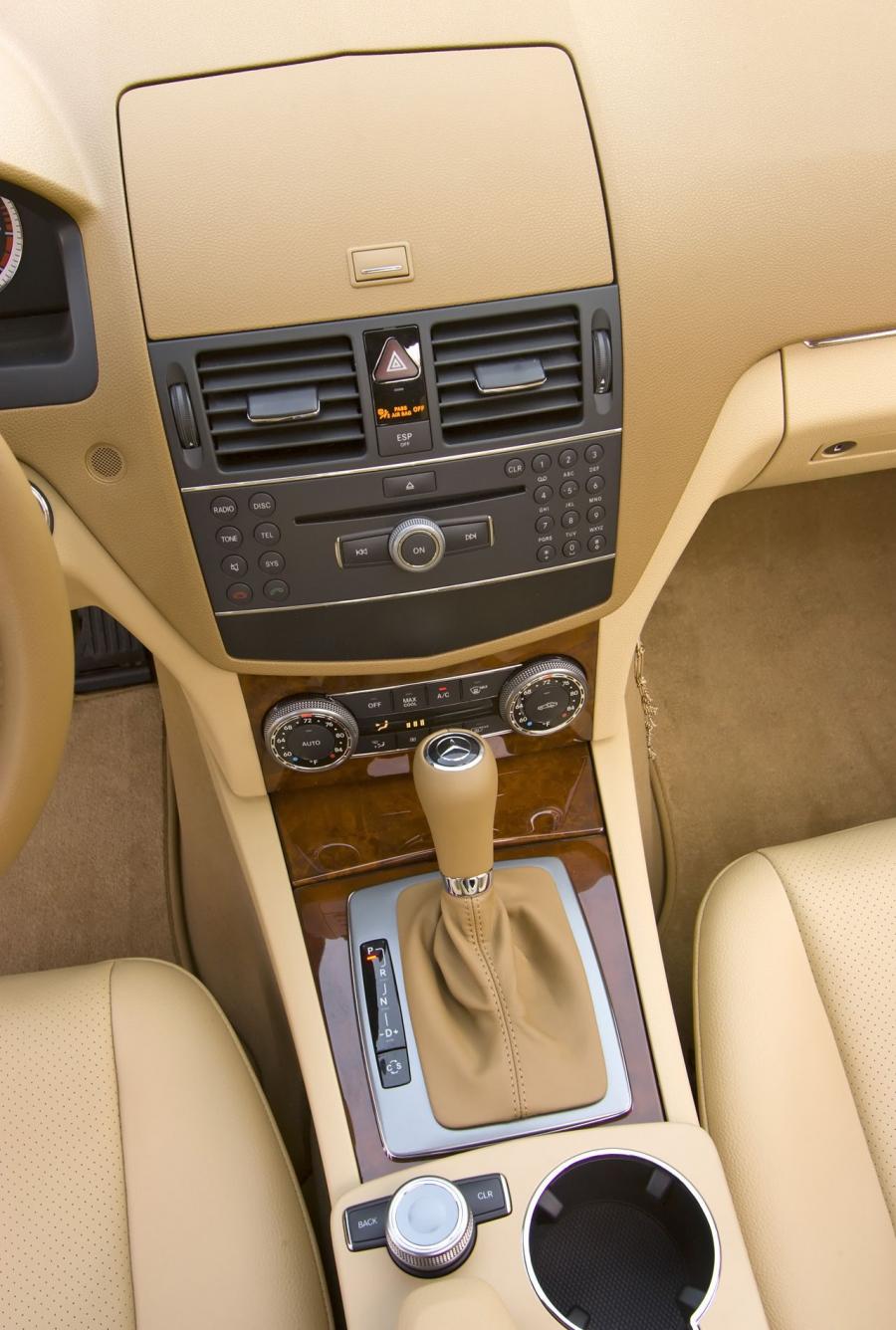  Mercedes-Benz C-Class 2007 года  (US) (фото 46 из 63)